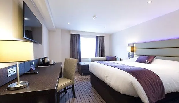 Honiton Hotels