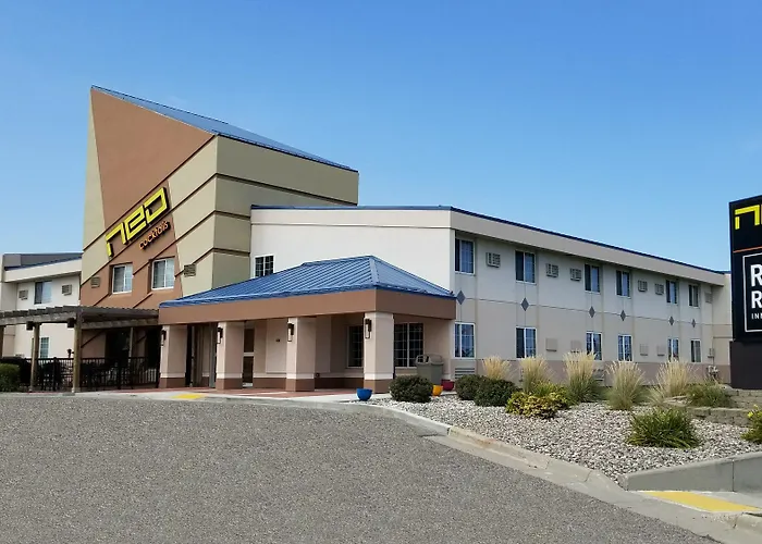 Red River Inn & Suites Fargo