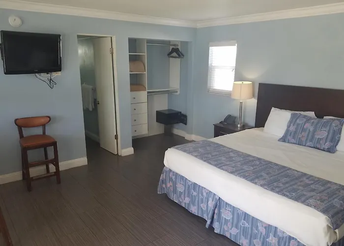 Carousel Beach Inn Fort Myers Beach