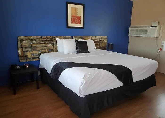 Pinecrest Inn & Suites Flagstaff