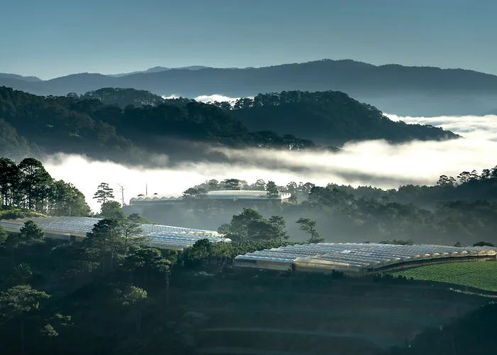Romeo & Juliet'S Ho Tuyen Lam Dalat Hotel