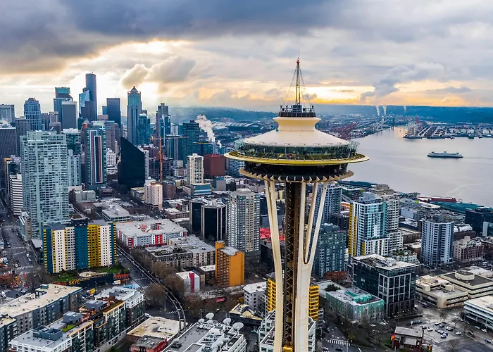The Treehouse Hotel Seattle